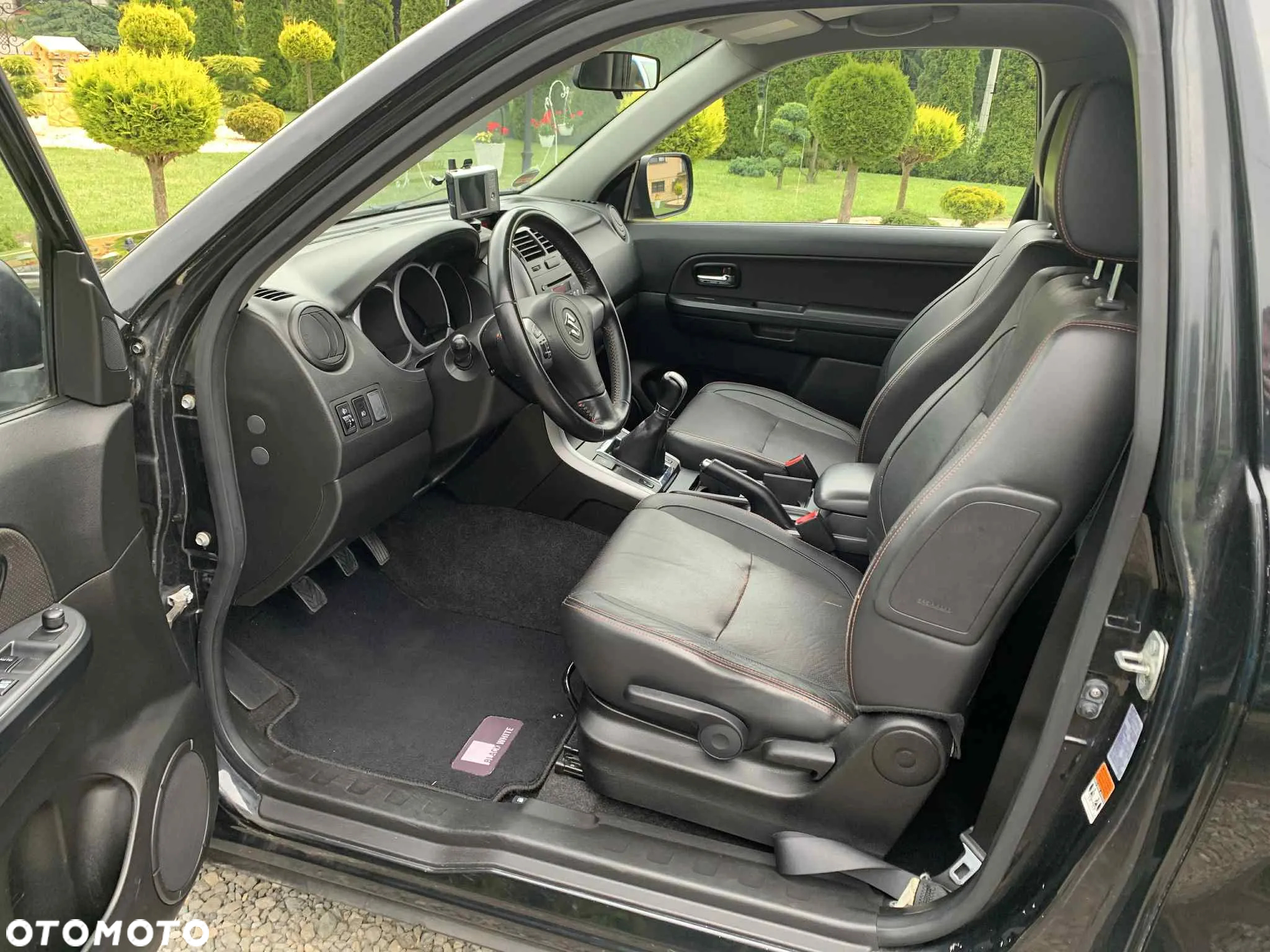 Suzuki Grand Vitara 1.6 Comfort - 21