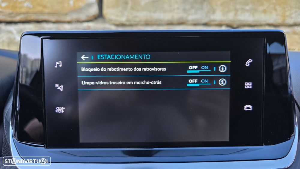 Peugeot e-208 Allure Pack - 28