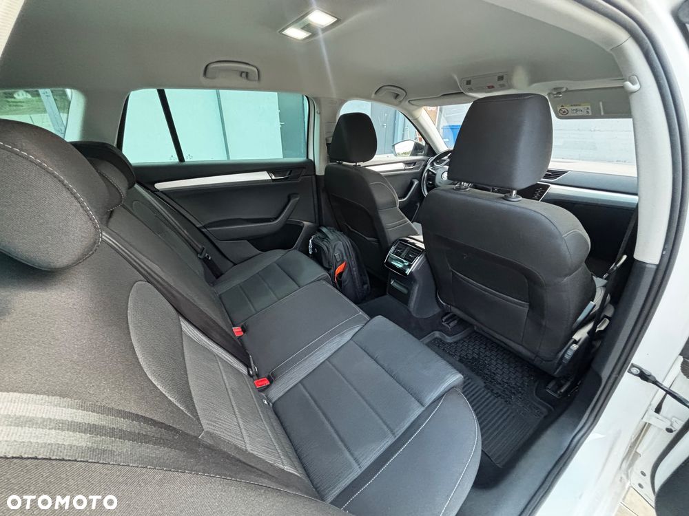 Skoda Superb - 32