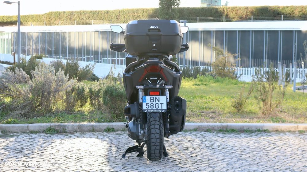 Honda ADV 350 - 11