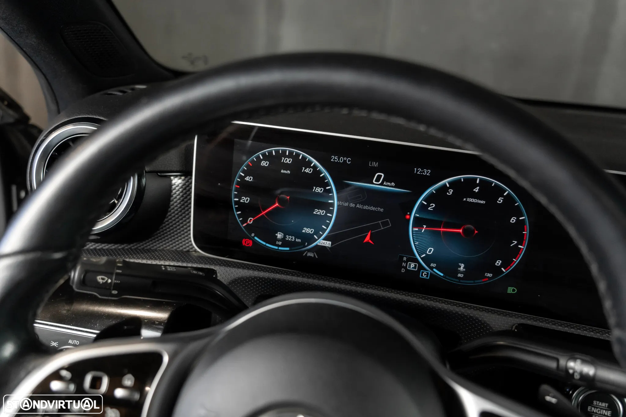 Mercedes-Benz A 200 Limousine AMG Line Aut. - 27
