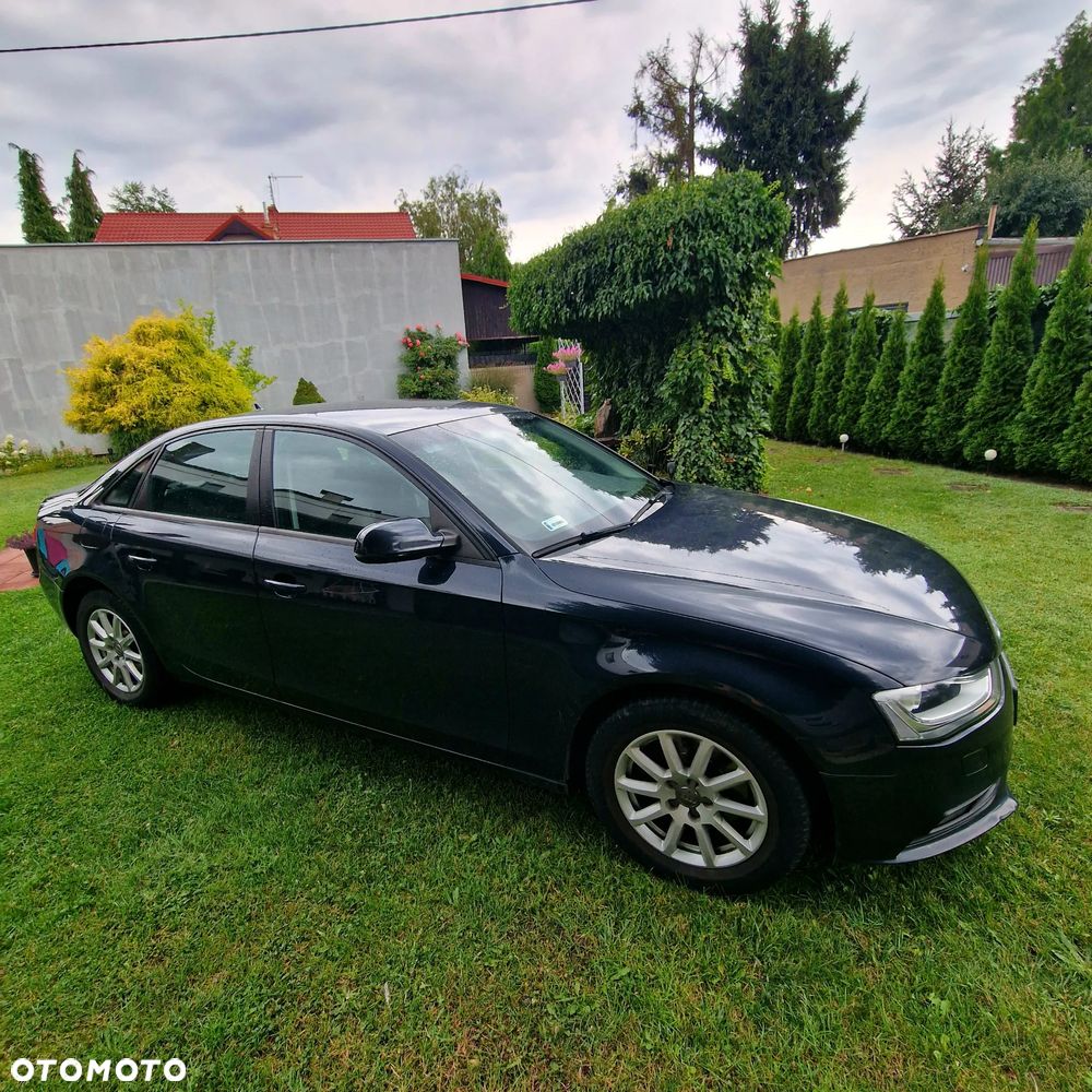 Audi A4 Limousine 2.0 TDI DPF Ambiente - 2