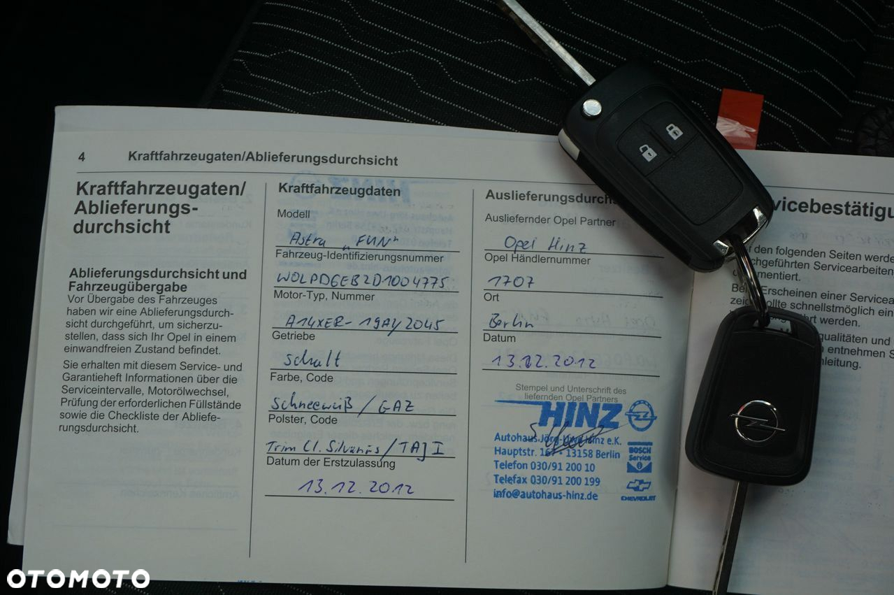 Opel Astra - 25