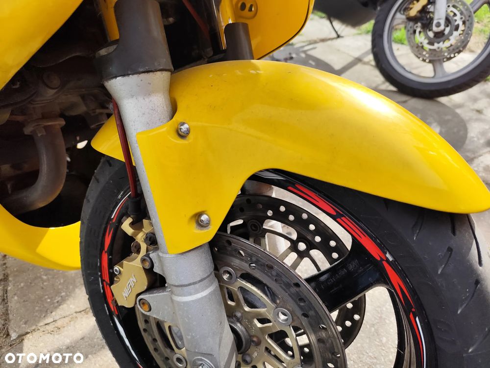 Honda VTR - 22