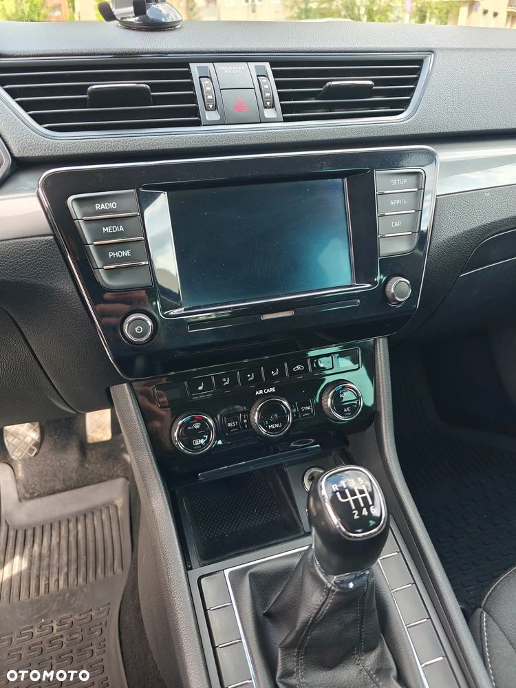 Skoda Superb 2.0 TDI Active - 16