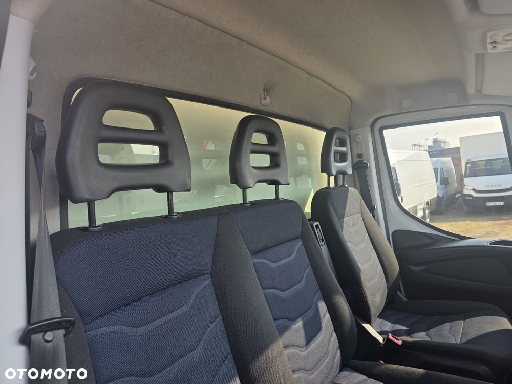 Iveco Daily 35c14 Kontener+Winda - 12