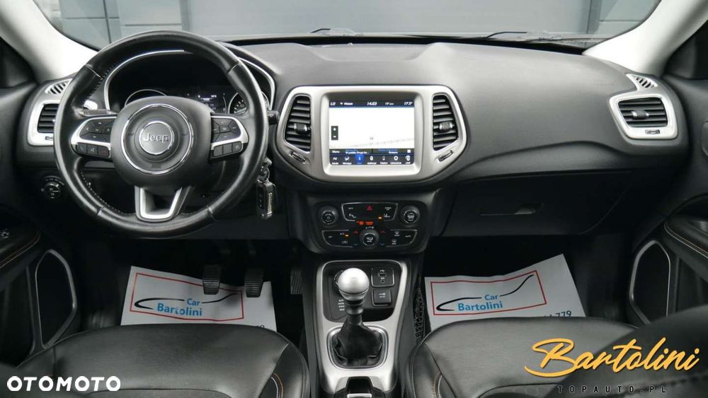Jeep Compass - 11