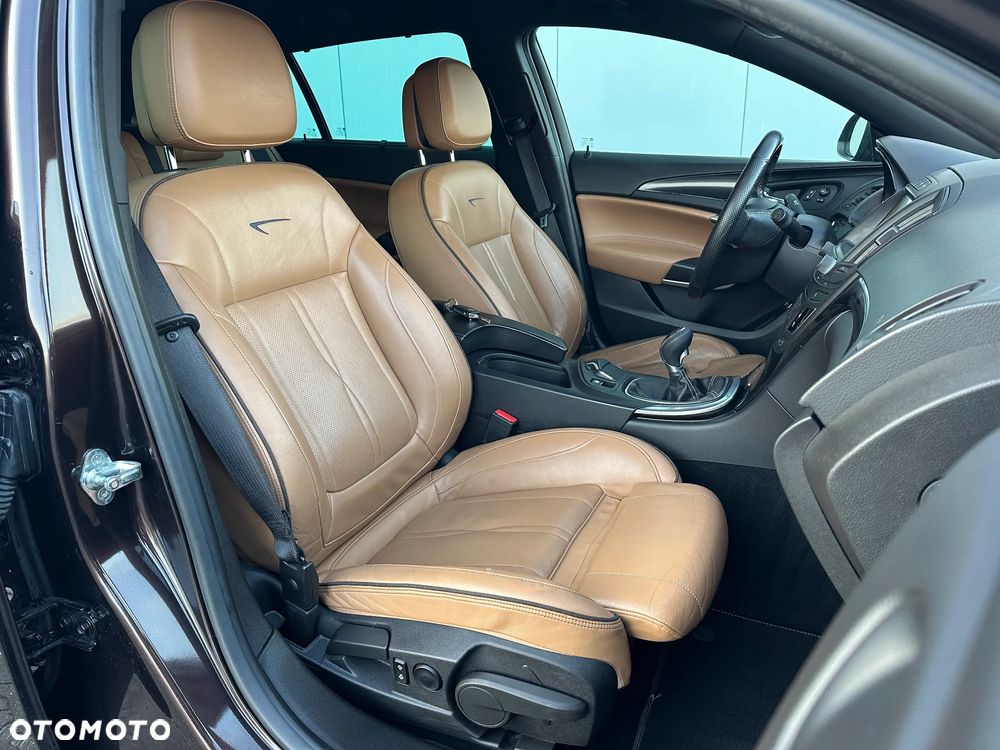 Opel Insignia 2.0 CDTI 4x4 ecoFLEX Start/Stop Business Innovation - 10