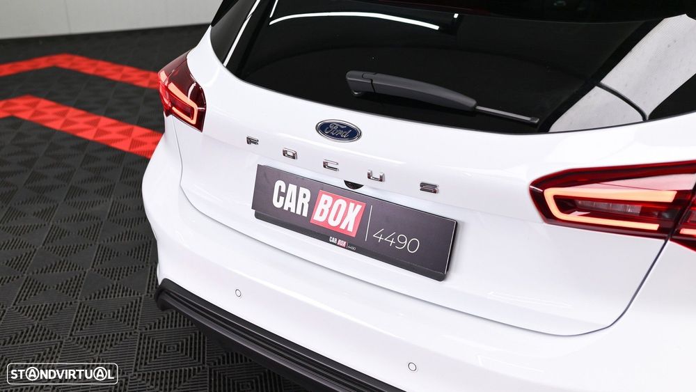 Ford Focus 1.0 EcoBoost MHEV ST-Line X Aut. - 32