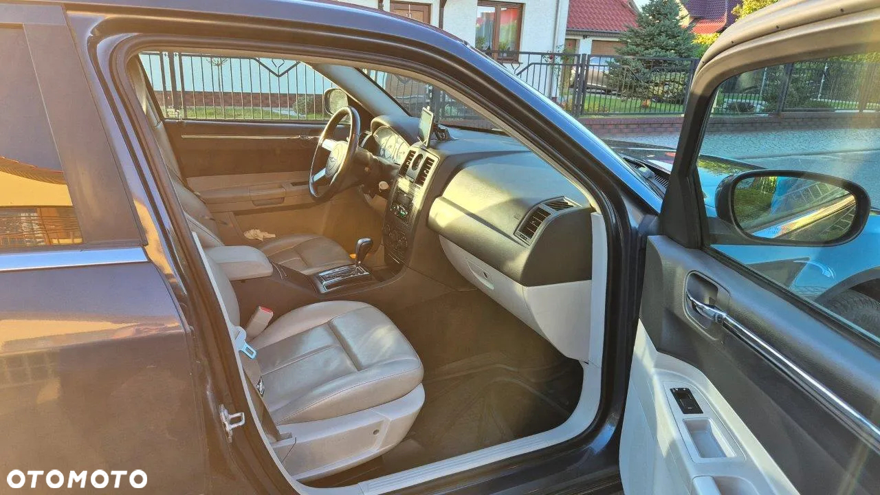 Chrysler 300 - 7