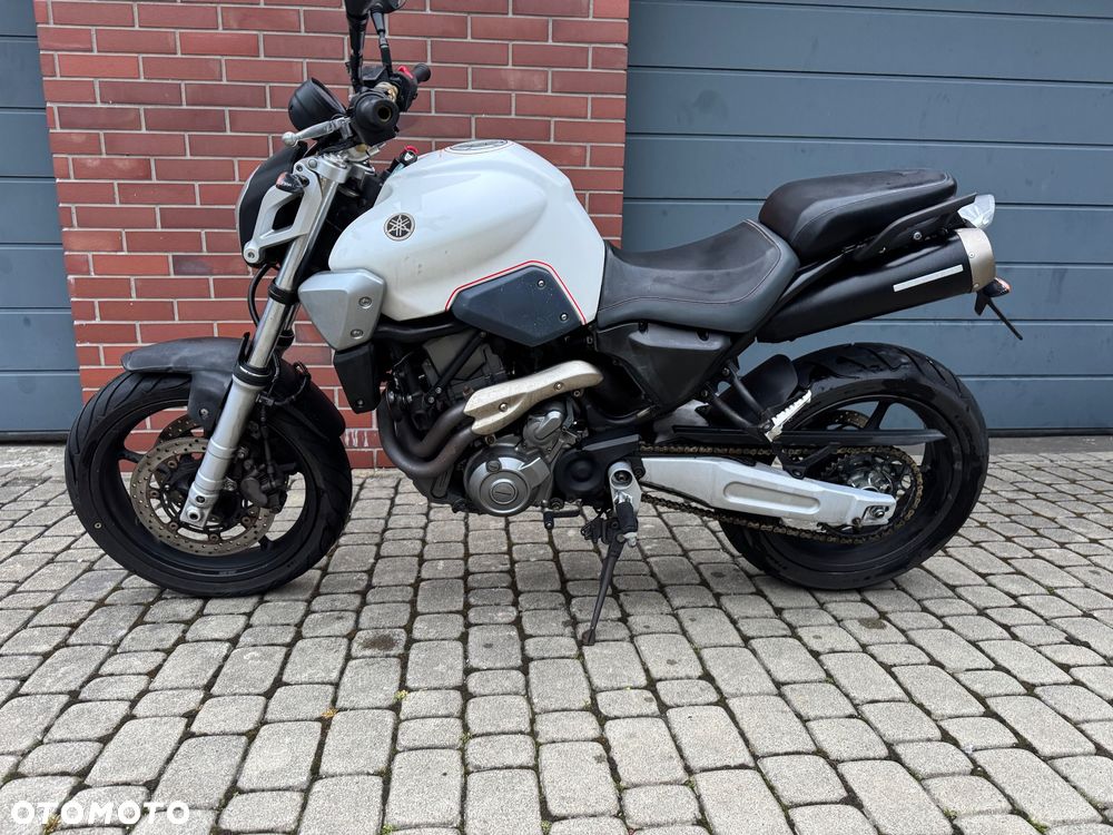 Yamaha MT - 10