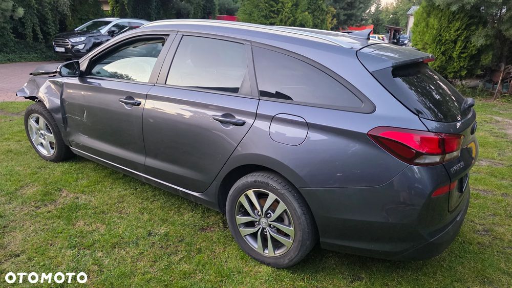 Hyundai i30 - 21