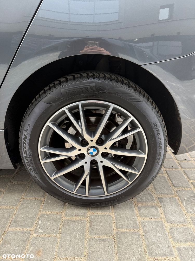 BMW Seria 2 218d - 35