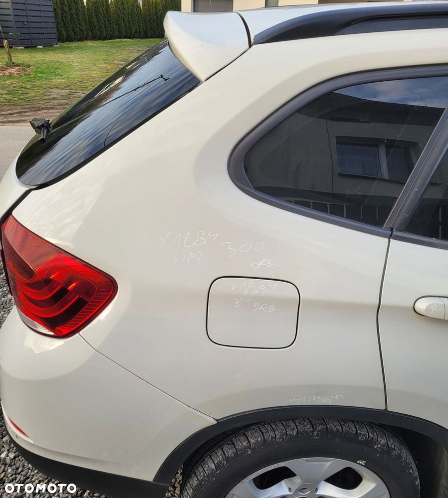 ĆWIARTKA PRAWY TYŁ TYLNA BMW X1 E84 300 ALPINWEISS ORG LAKIER LIFT C82 - 1