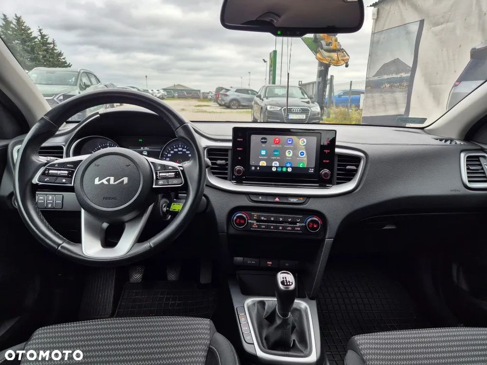 Kia Ceed 1.5 T-GDI M - 16