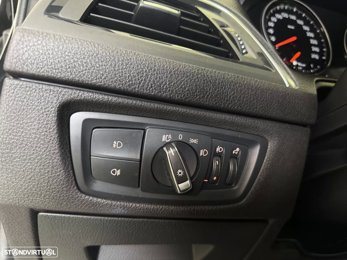 BMW 116 d Advantage Auto - 37