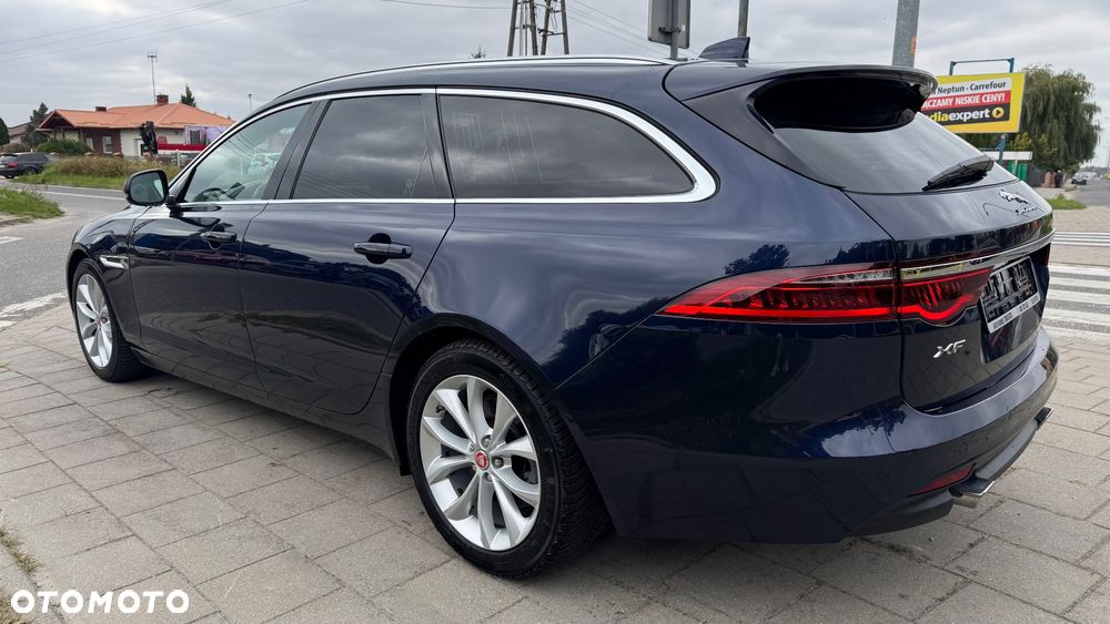 Jaguar XF 25d AWD R-Sport - 7
