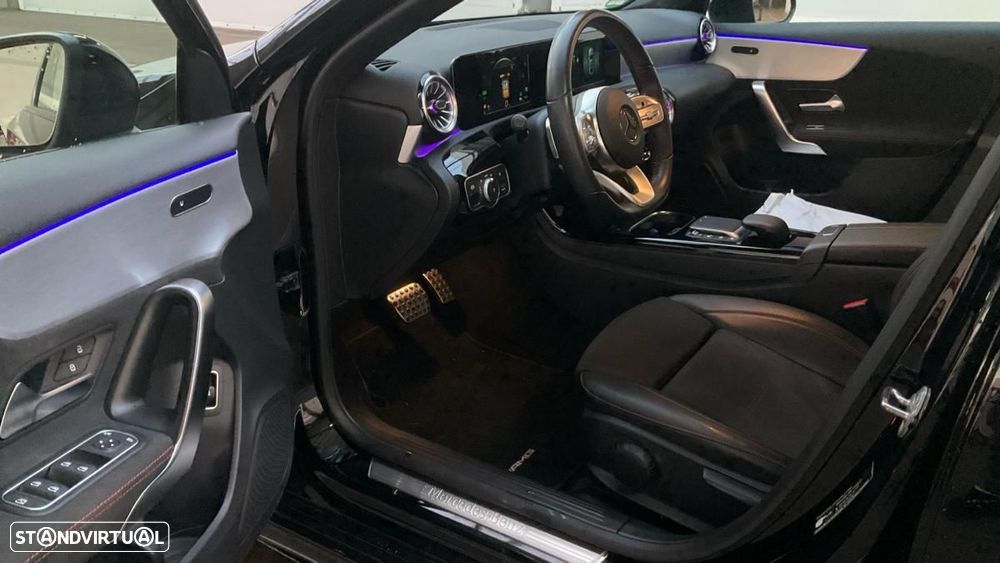 Mercedes-Benz A 250 Limousine e AMG Line - 6
