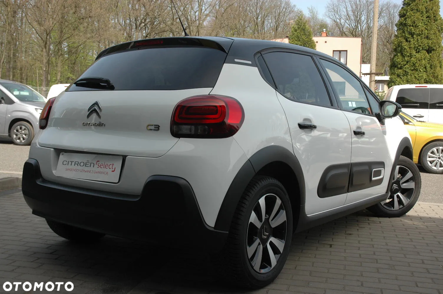 Citroën C3 1.2 PureTech Shine - 9