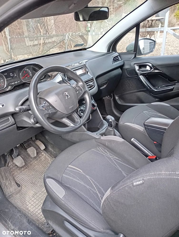 Peugeot 208 1.4 VTi Active - 6