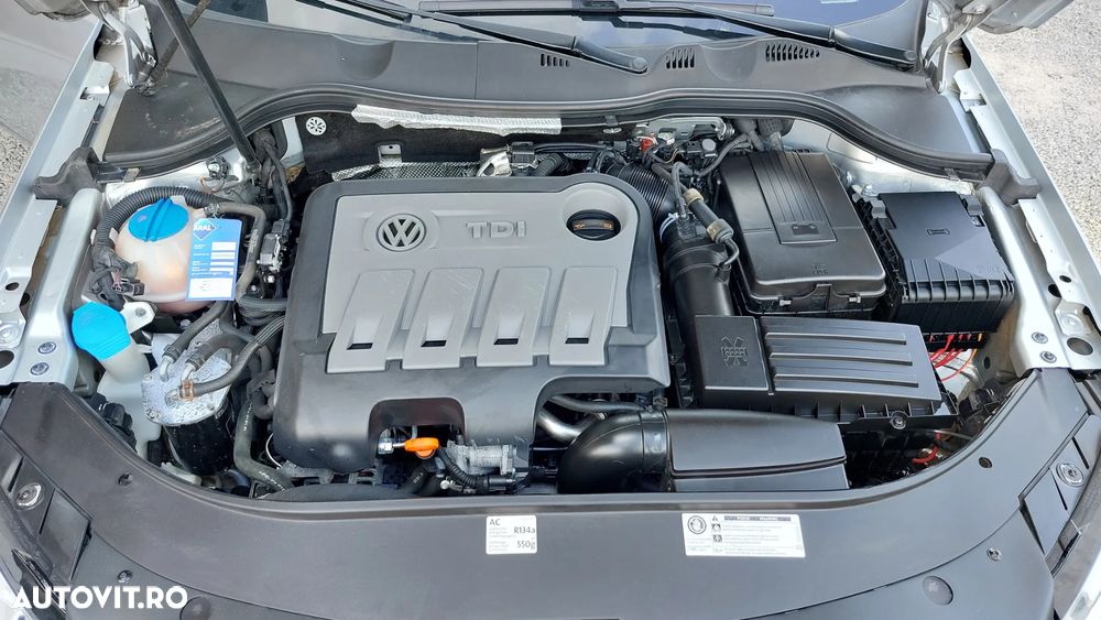 Volkswagen Passat Variant 2.0 TDI BlueMotion Technology Comfortline - 14
