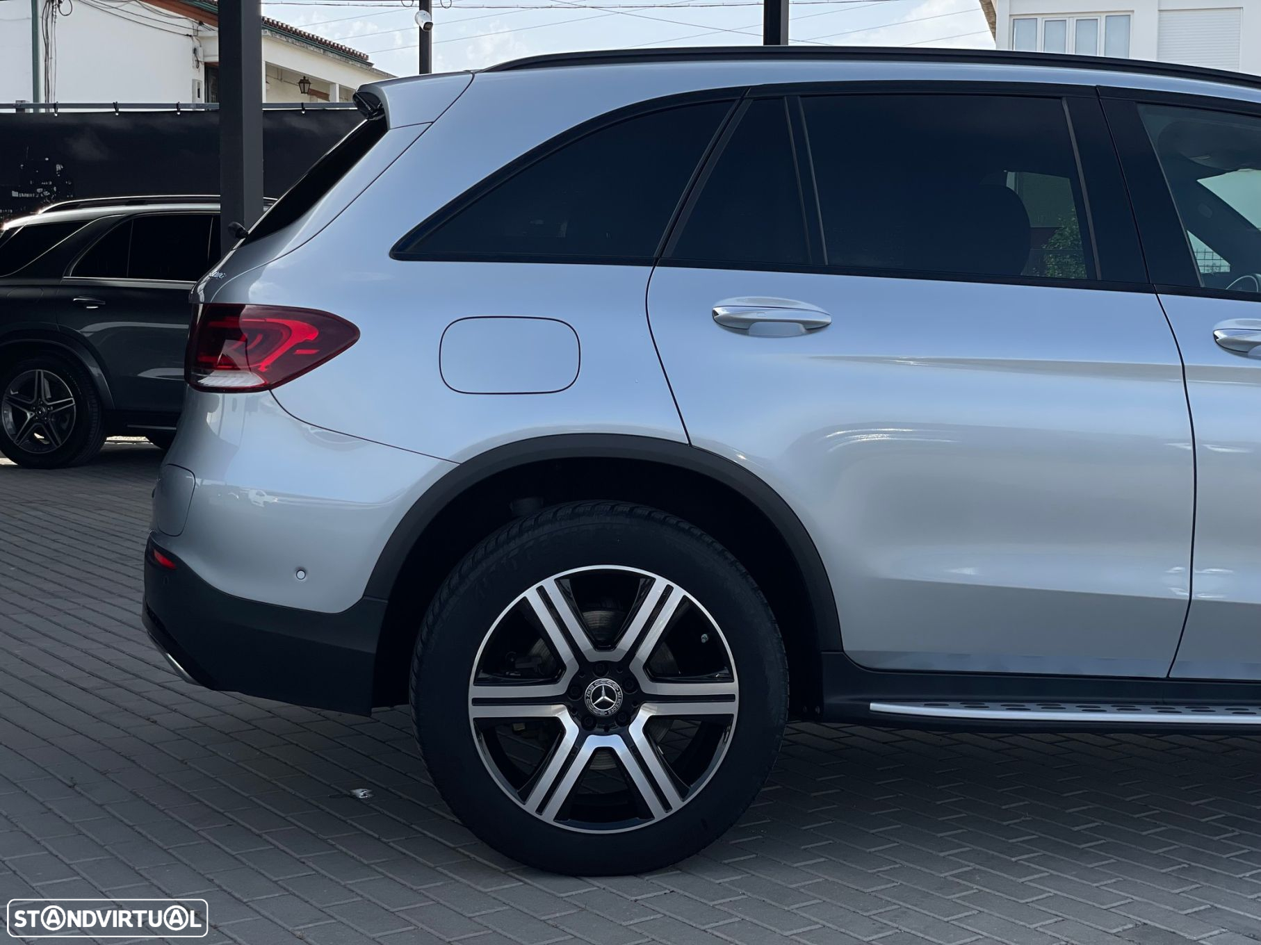 Mercedes-Benz GLC 300 de 4Matic - 8