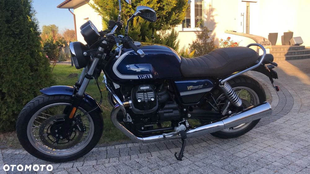Moto Guzzi V7 - 2