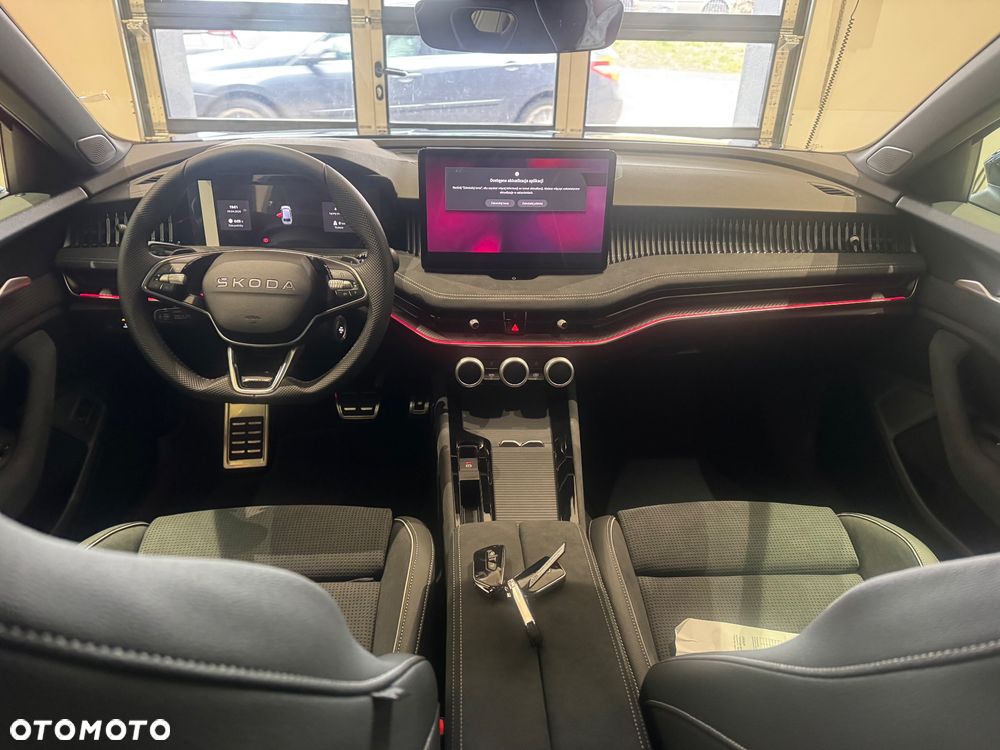 Skoda Superb 2.0 TSI Sportline DSG - 6