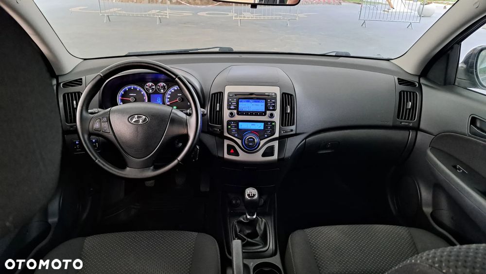 Hyundai i30 1.4 Comfort - 19