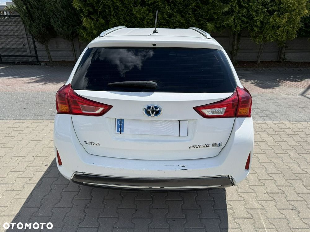 Toyota Auris - 2