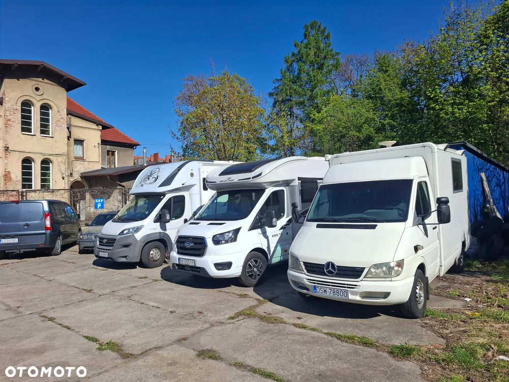 Mercedes-Benz Sprinter - 17