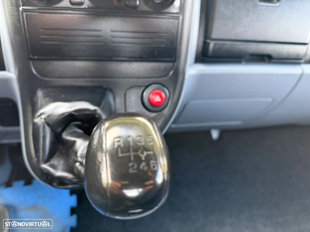 Mitsubishi FUSO CANTER 3C15 6 VEL - 16