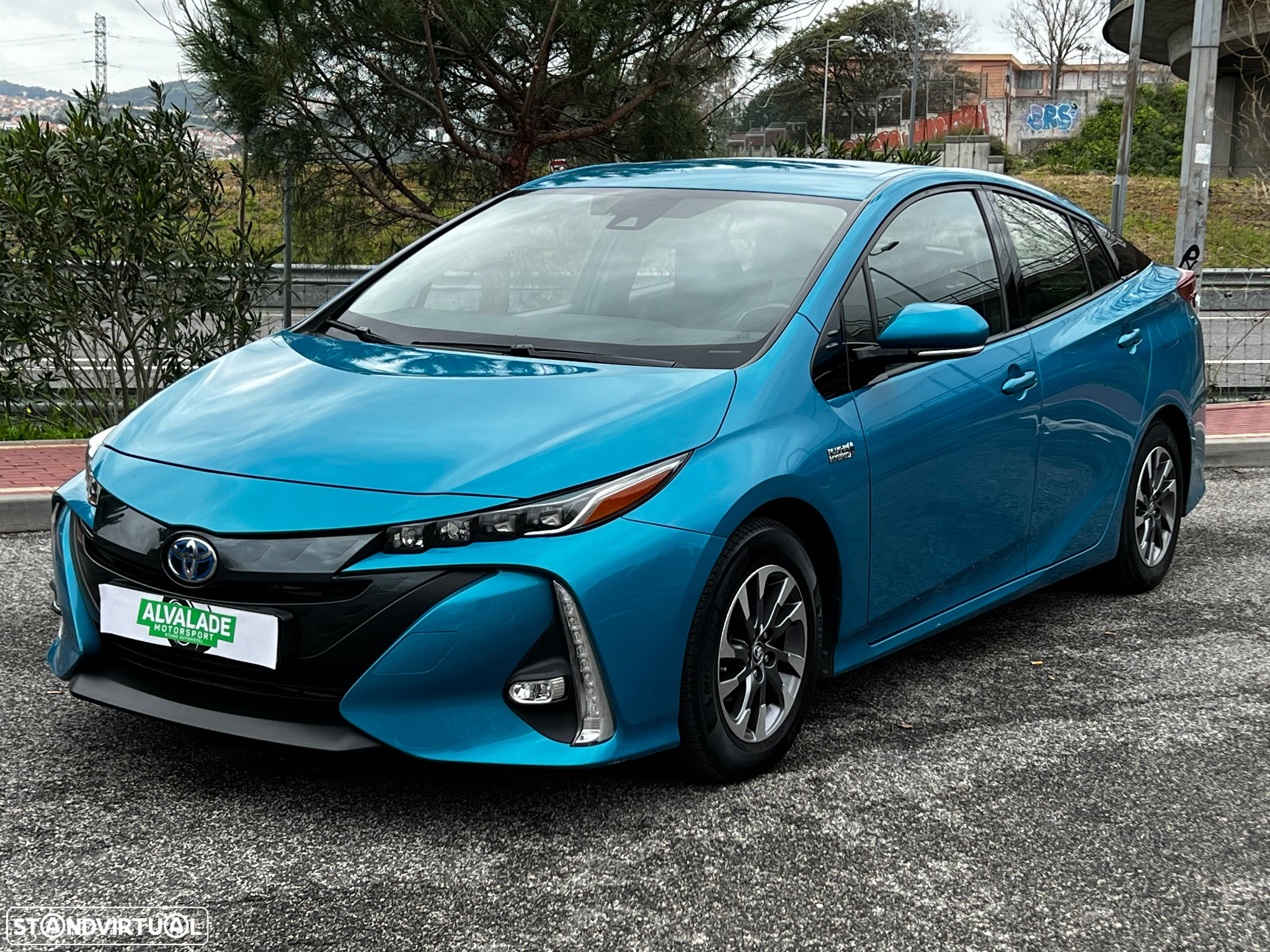 Toyota Prius 1.8 Plug-In Luxury Pele - 3