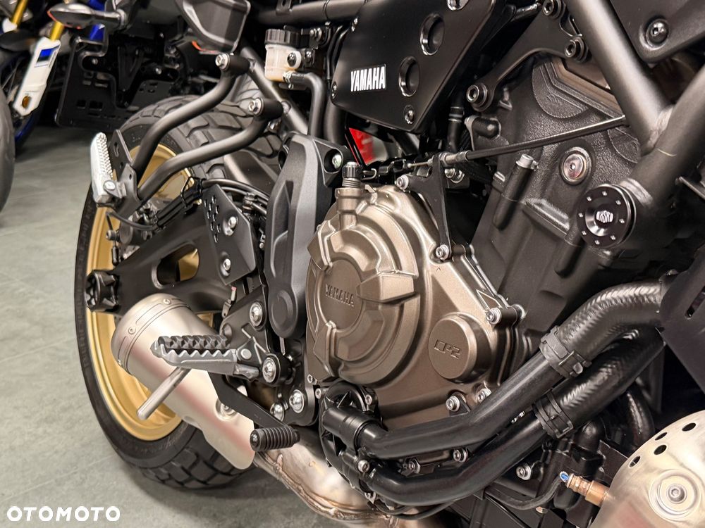 Yamaha XSR - 21