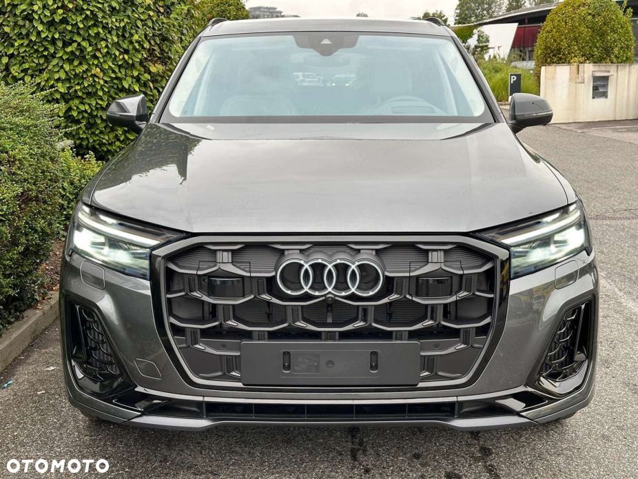 Audi Q7 - 3
