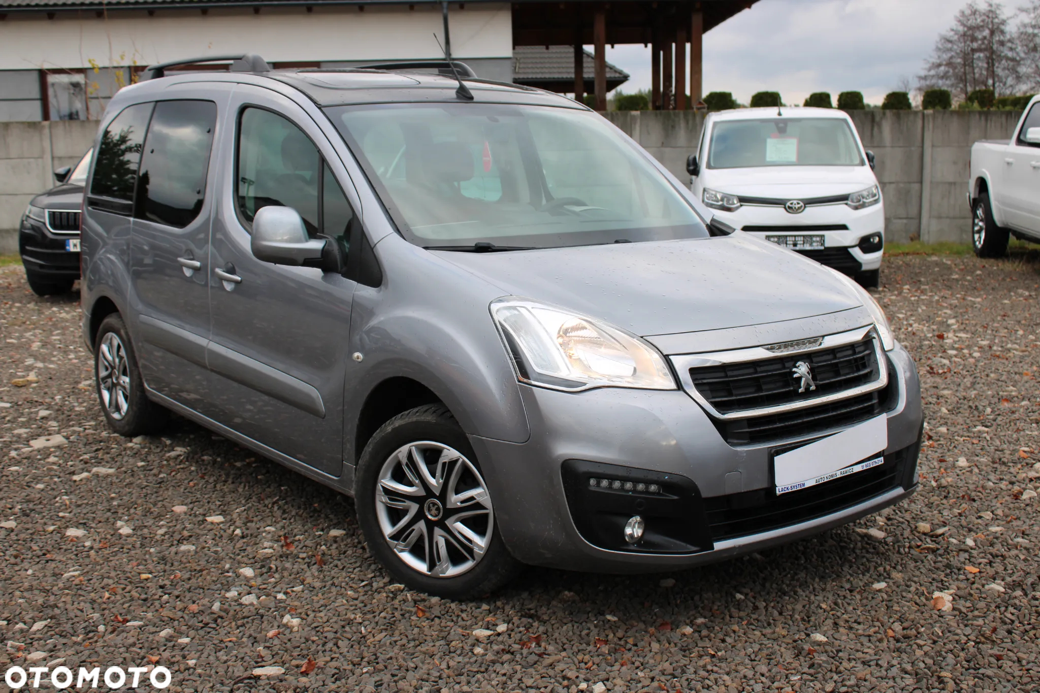 Peugeot Partner 1.6 BlueHDi Outdoor S&S - 29