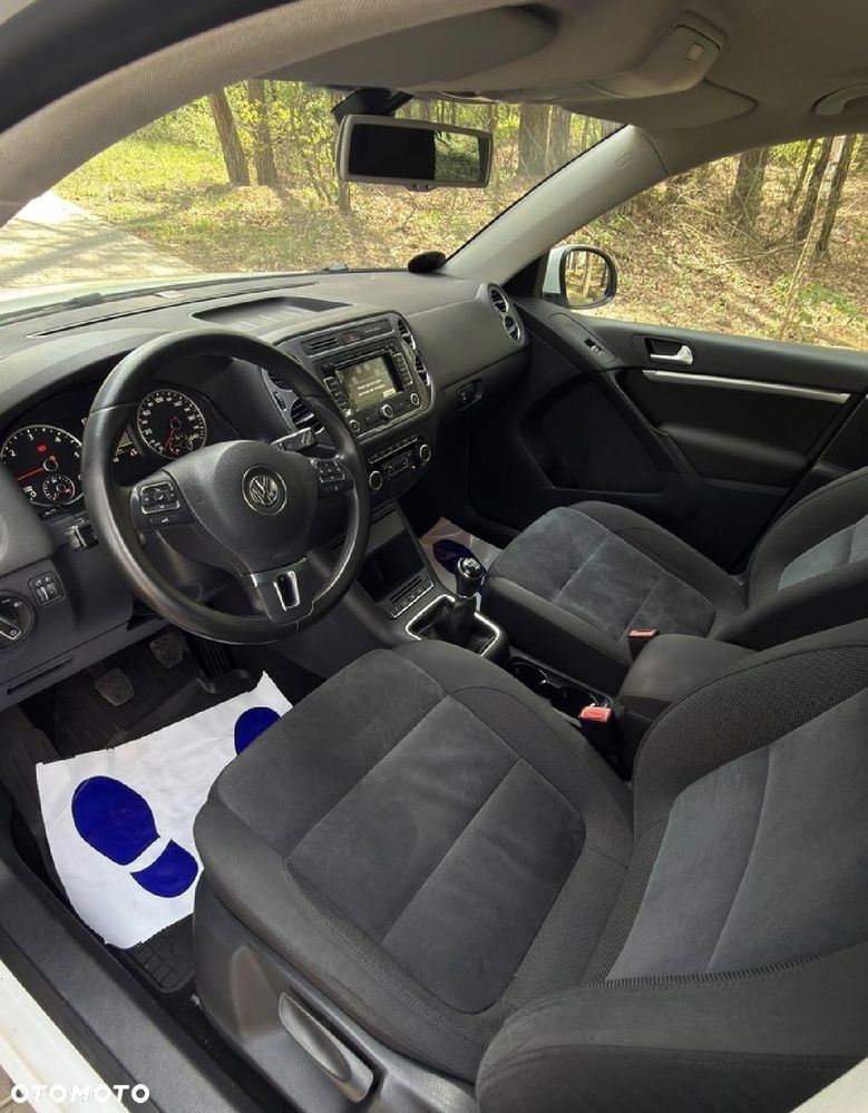 Volkswagen Tiguan - 11