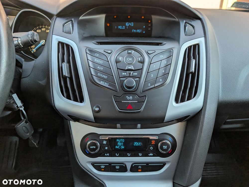 Ford Focus 1.0 EcoBoost Trend Sport - 8