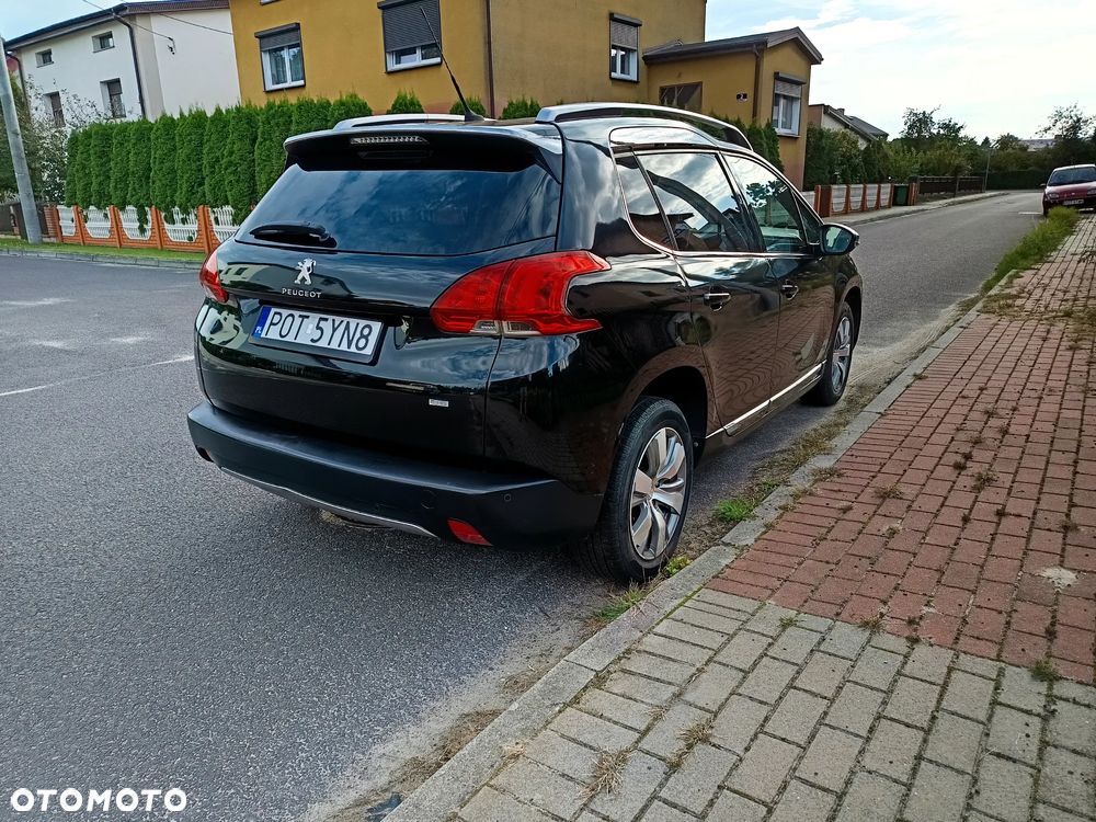 Peugeot 2008 1.6 e-HDi Allure S&S - 6