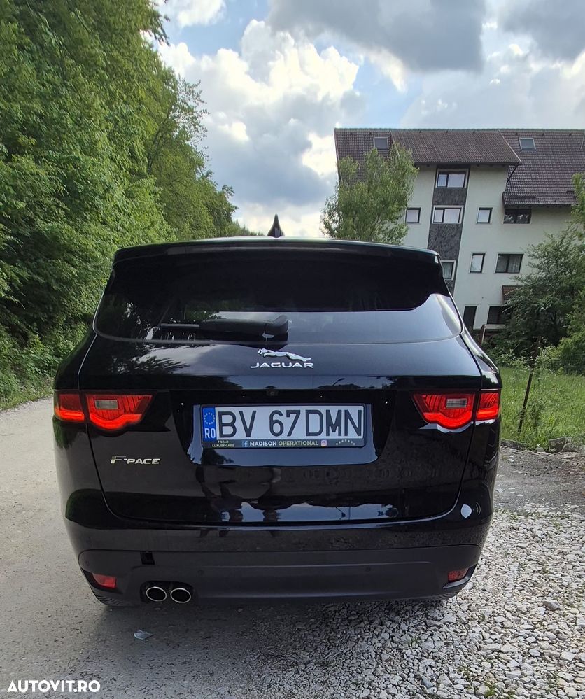 Jaguar F-Pace D200 AWD R-Dynamic Black - 3