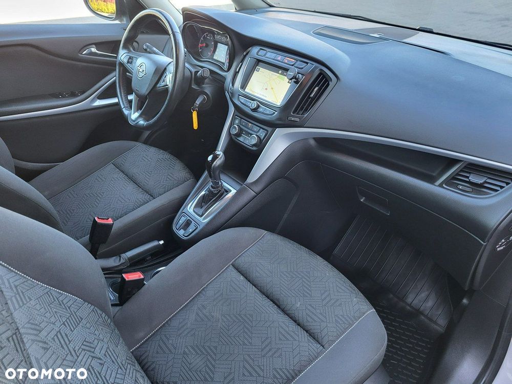 Opel Zafira - 20
