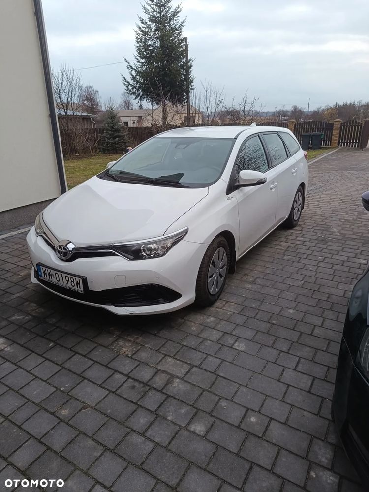 Toyota Auris - 2