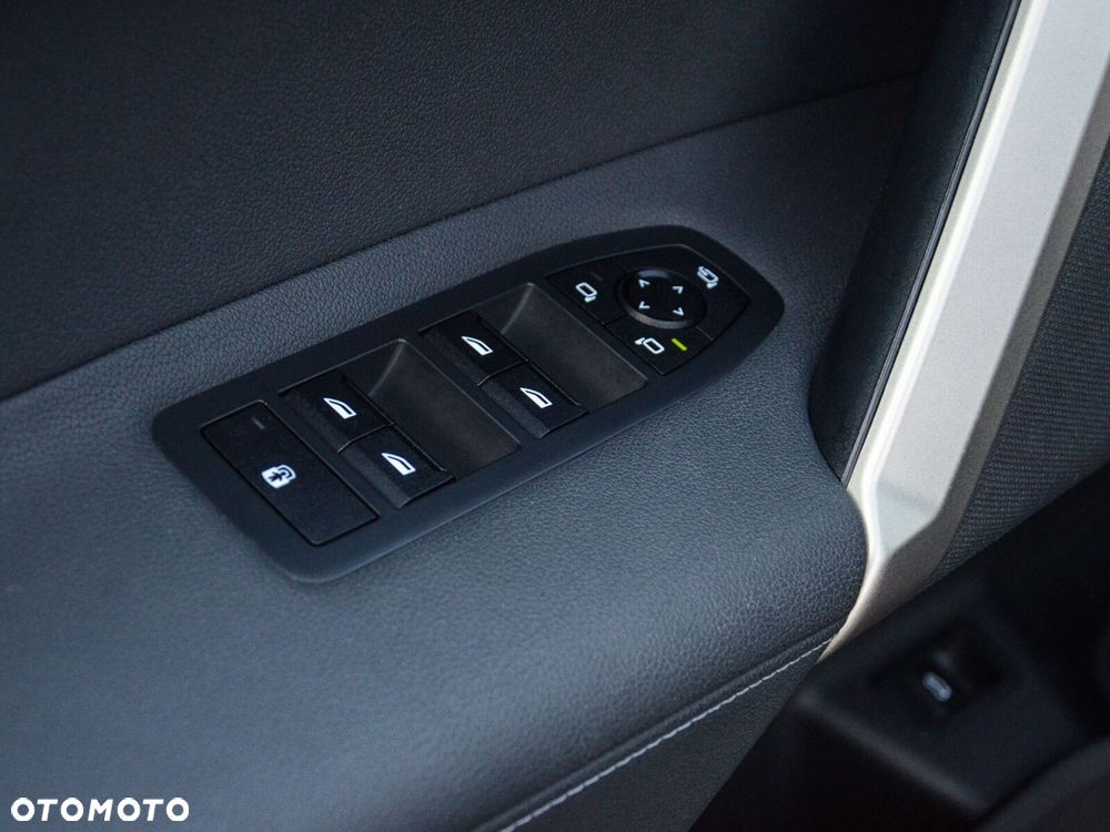 BMW iX xDrive50 111.5kWh Signature - 25
