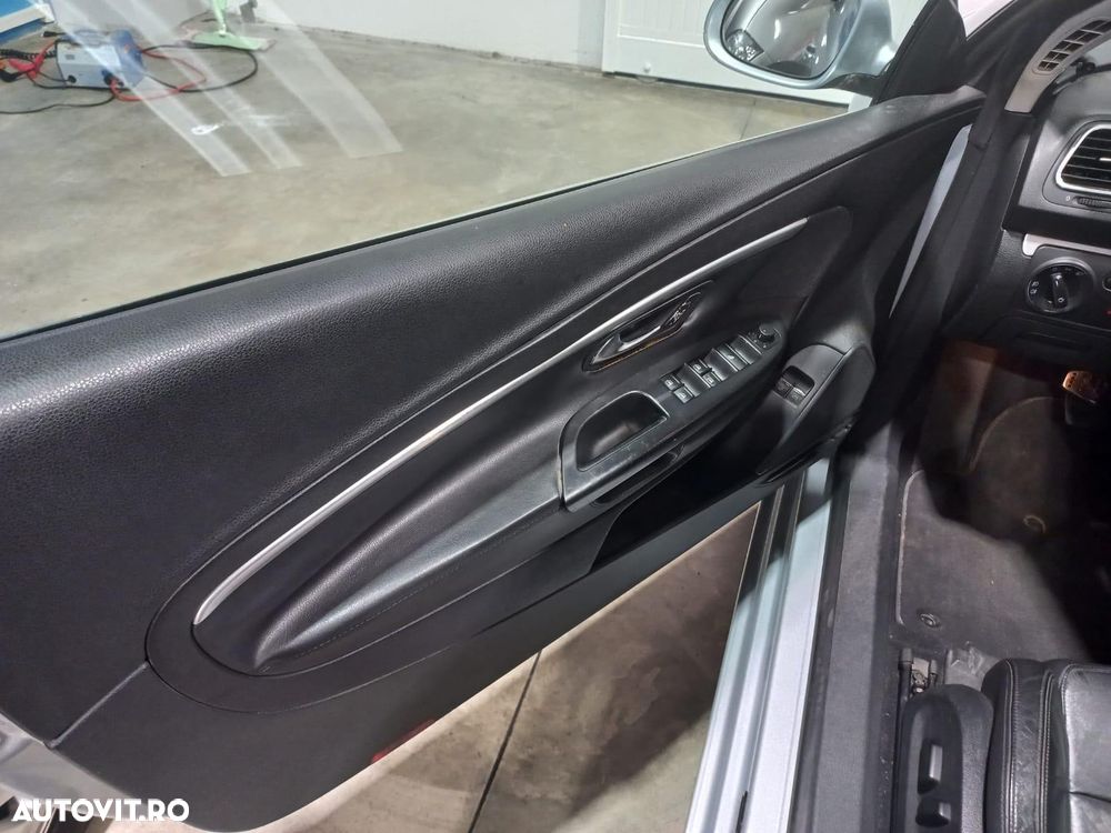 Volkswagen Eos 2.0 FSI - 12