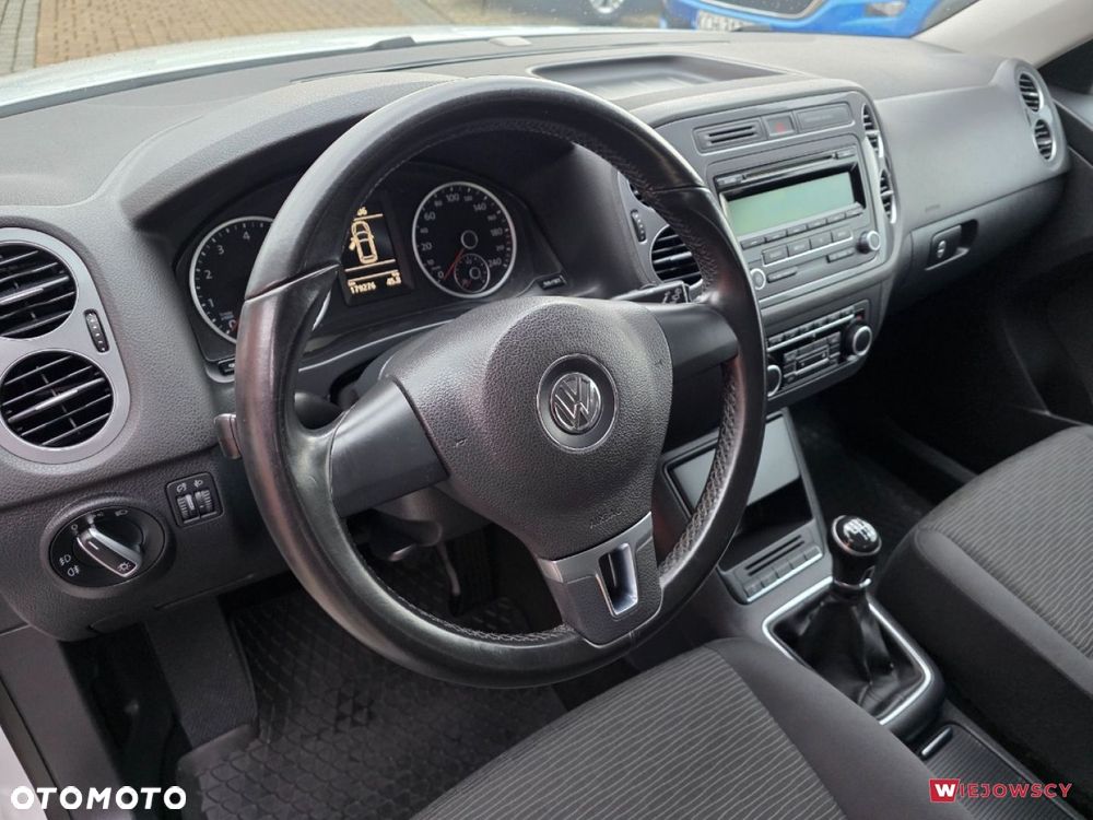 Volkswagen Tiguan - 15