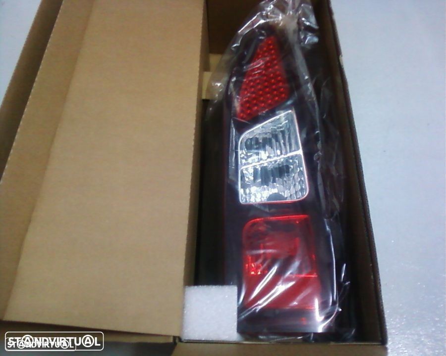farolim stop Citroen berlingo 2012-(NOVO) - 2