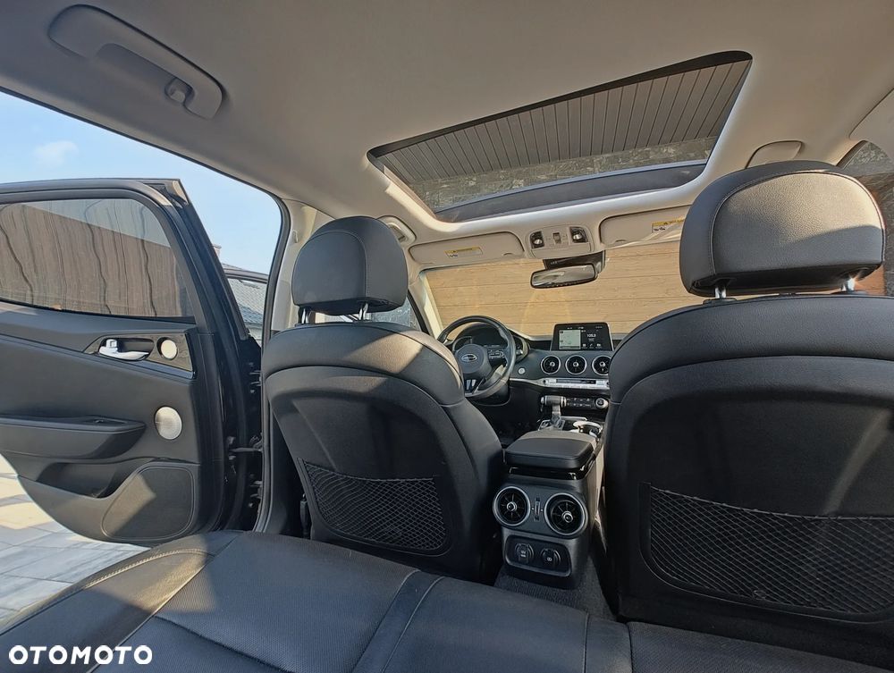 Kia Stinger 2.0 T-GDI GT Line - 16