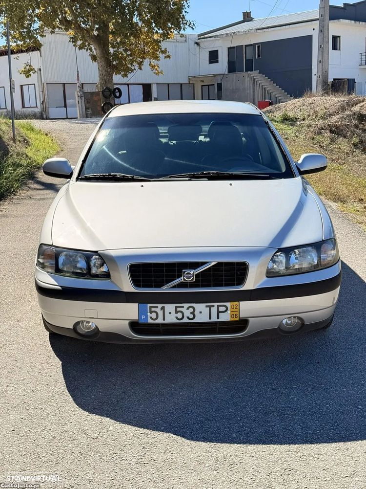 Volvo S60 2.4 D5 - 4