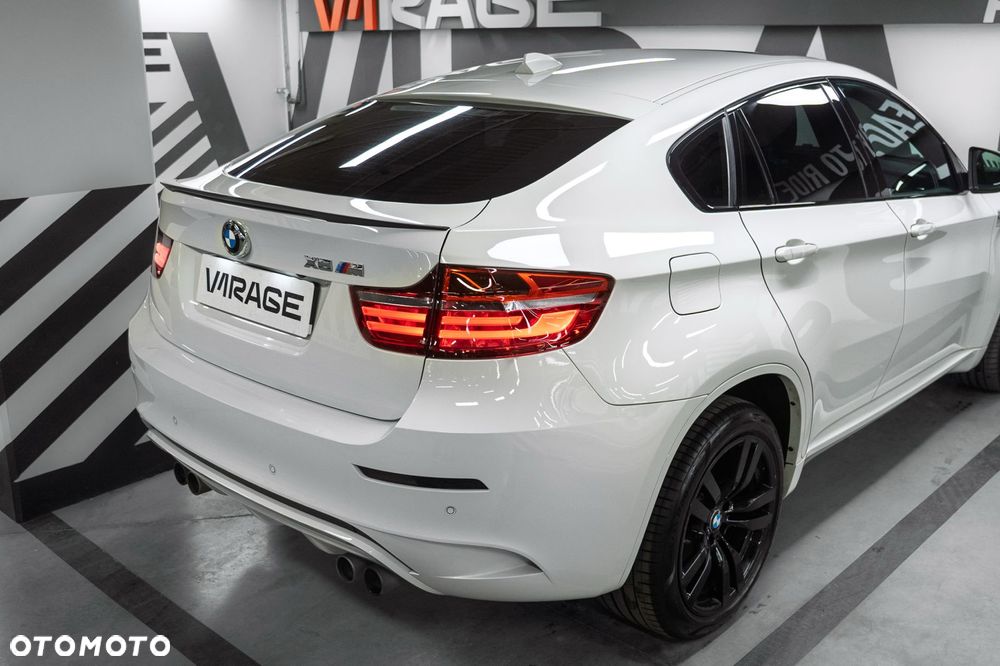 BMW X6M - 21