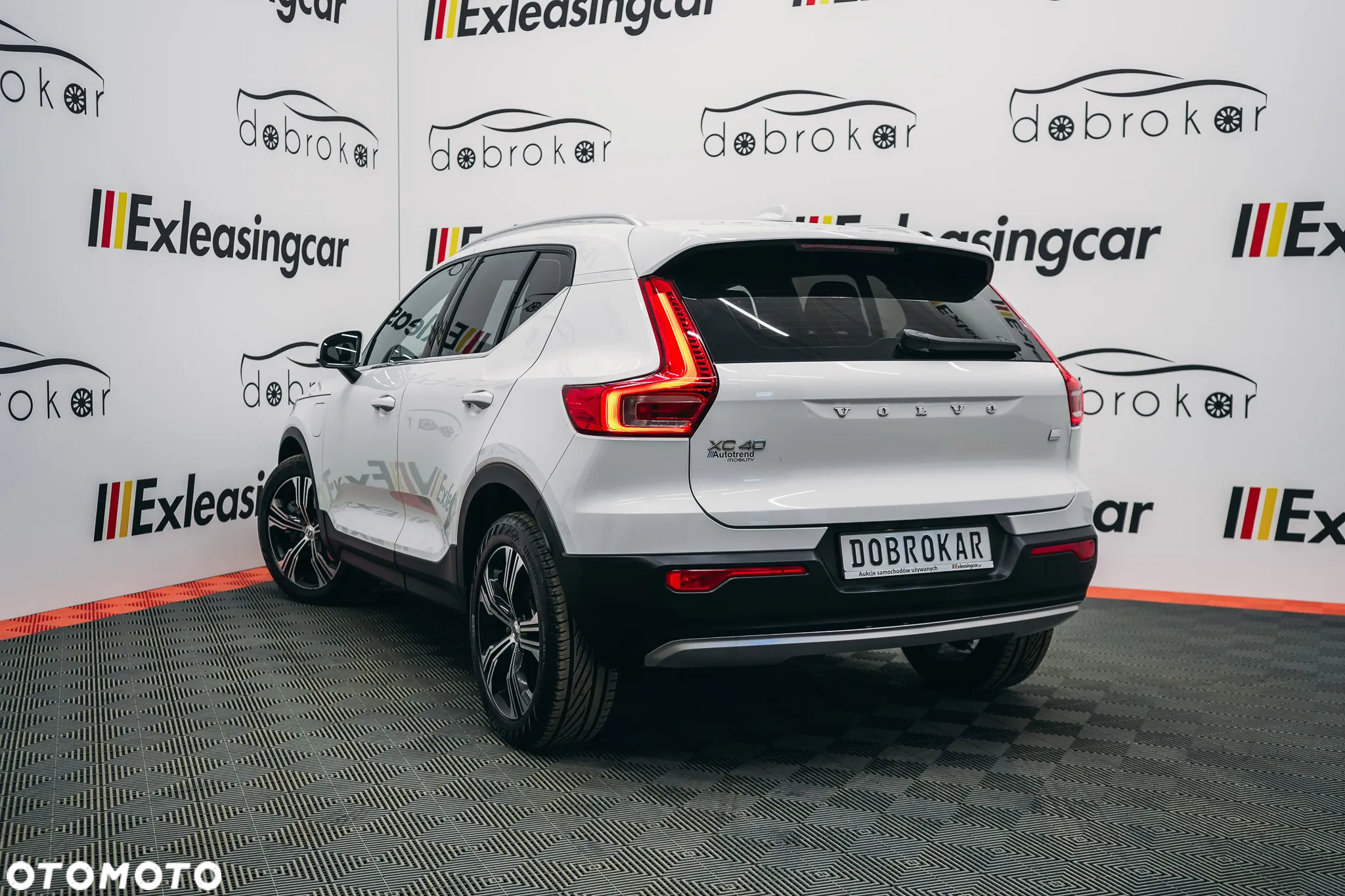 Volvo XC 40 T4 Plug-In Hybrid Inscription - 9